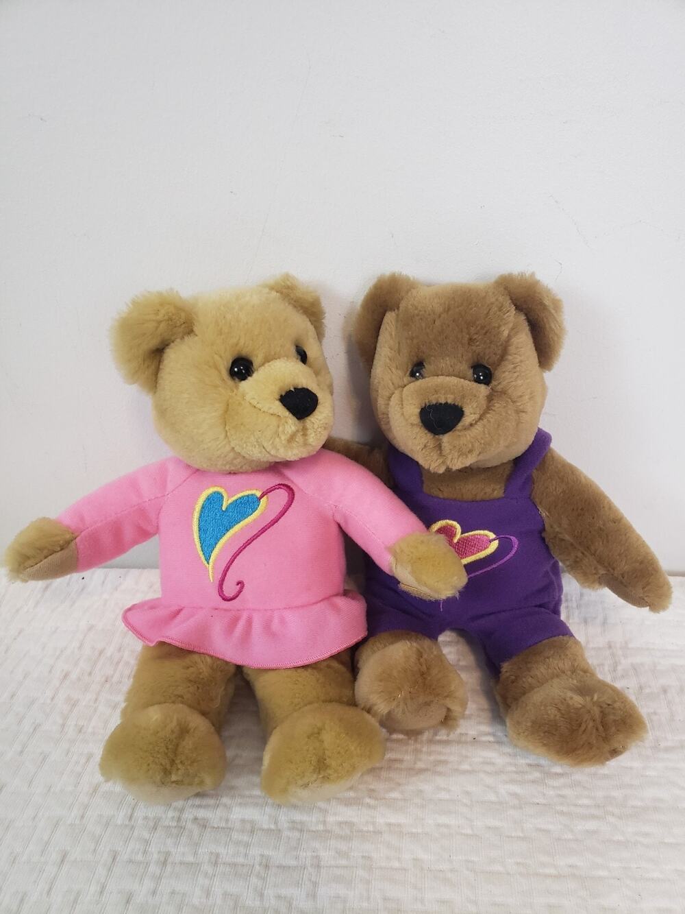 Hallmark Kiss Kissing Plush Teddy Bear Magnetic Pair Heart Valentine's